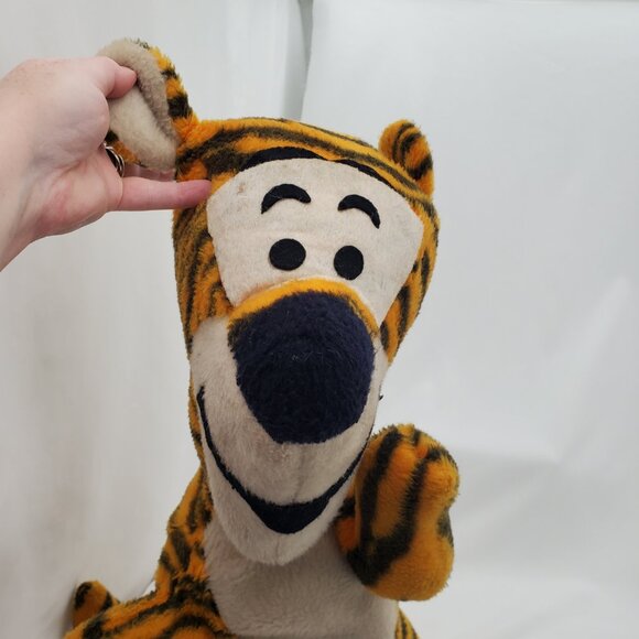 RARE 1970s Original Tigger Jumbo 21" Plush |California Stuffed Toys Disney Vtg - Picture 8 of 12